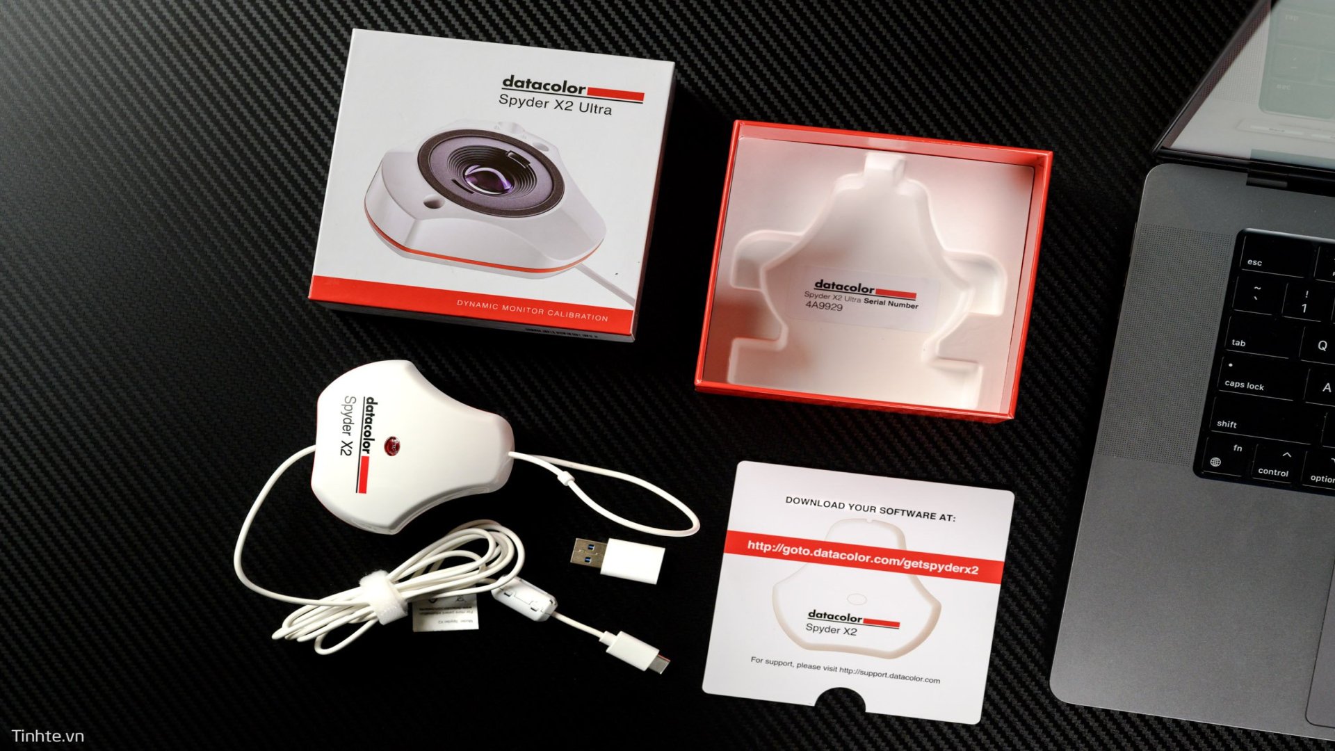datacolor-spyder-x2-ultra-tren-tay-tinh-te.jpg